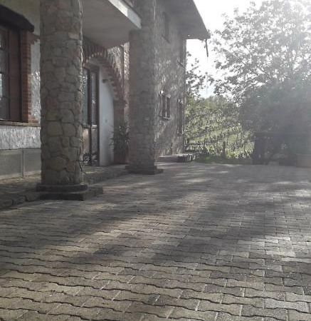 La Martinella Villa Canelli Eksteriør bilde